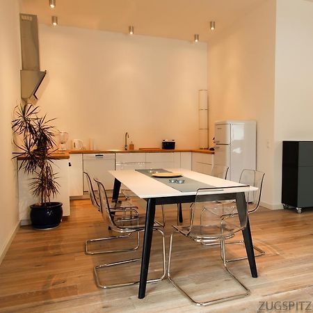 Zugspitzloft Ehrwald Bagian luar foto
