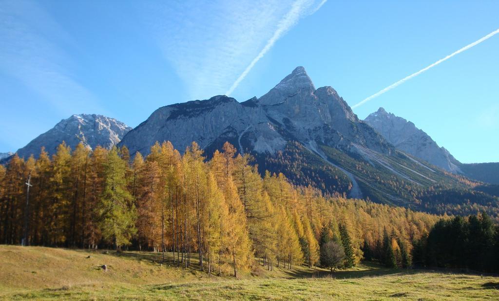 Zugspitzloft Ehrwald Bagian luar foto